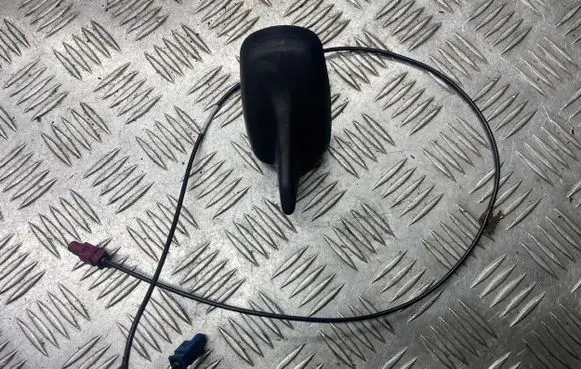 Audi A8 S8 D3 4E Aerial GPS antenna 4E0035503P