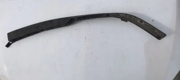Opel Astra H Front bumper lip 13238560