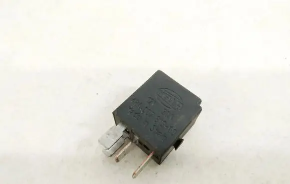 Mercedes-Benz A W168 Other relay 0025421119 4ra007813-00