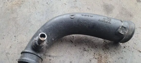 Volvo S60 Intercooler hose/pipe 30714480