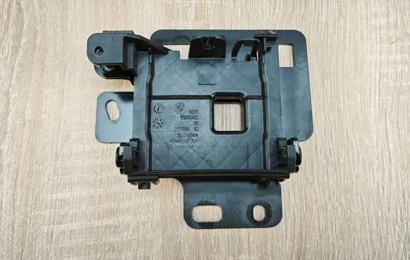BMW 4 G22 G23 G24 G26 Sound amplifier holder/bracket 9500094 9500092