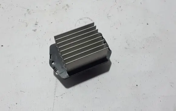 Heater blower motor/fan resistor