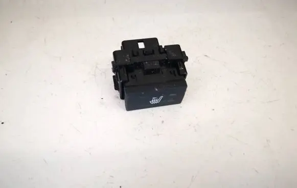 Subaru Outback (BS) Seat heating switch 75e961
