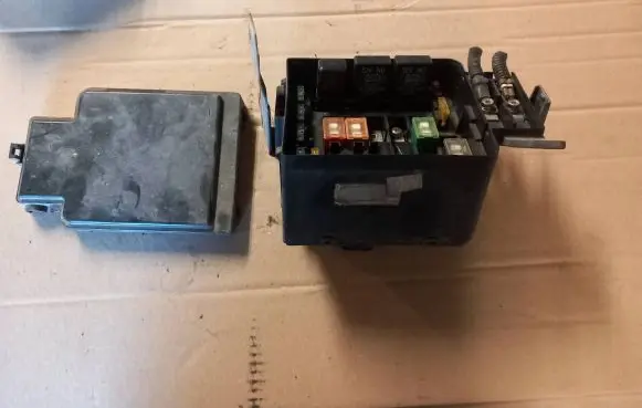 Honda Civic Fuse module