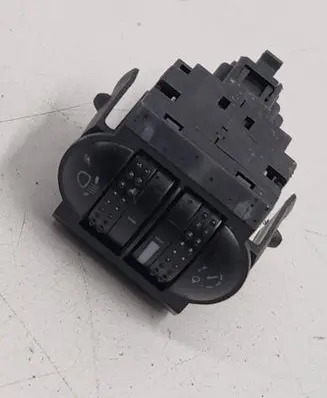 Volkswagen PASSAT B5.5 Headlight level height control switch 3C8941333