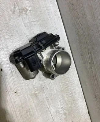 Ford Fiesta Throttle body valve CM5G9F991GA