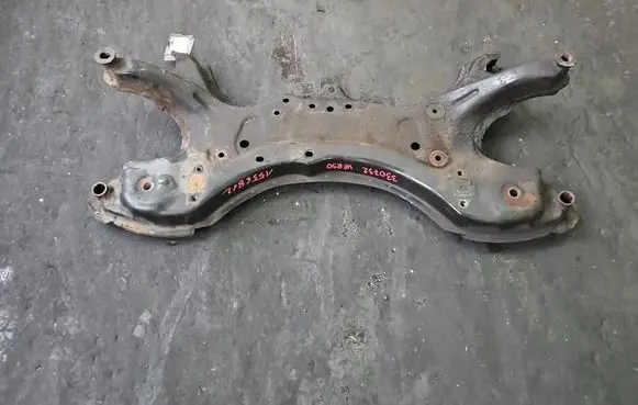 Toyota Corolla Verso E121 Front axle beam IMPRK1556812
