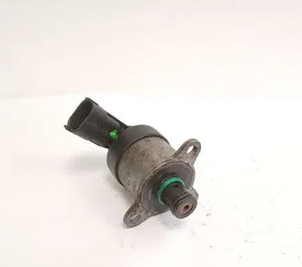 Volvo S80 Fuel pressure sensor 0928400573