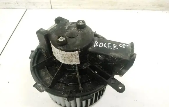 Peugeot Boxer Heater fan/blower 168330100