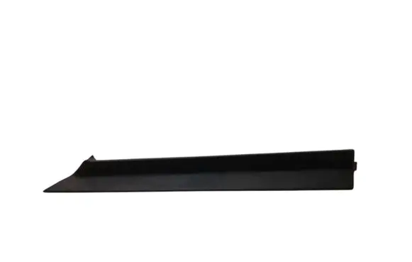 Opel Insignia B Front bumper splitter molding 39013381