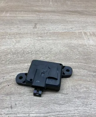 Opel Zafira A Airbag deployment crash/impact sensor 09133263 5WK42856