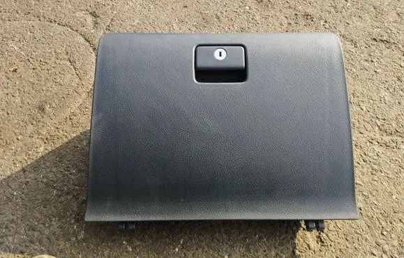 Toyota Corolla Verso AR10 Glove box 555510F010