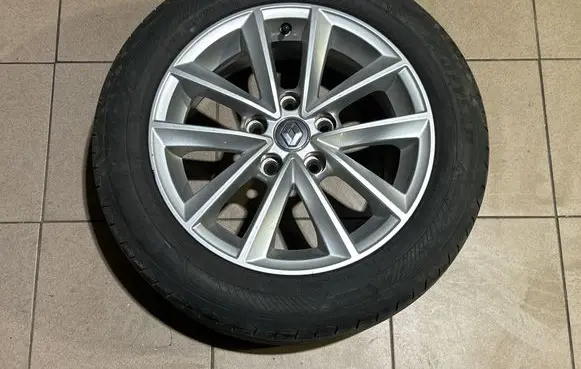 R16 alloy rim