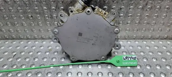 Mercedes-Benz C W205 Vacuum pump S26378540 A2701800901