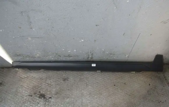 Honda Jazz IV GR Crosstar Side skirt front trim 
