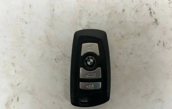 BMW 5 F10 F11 Ignition key/card 