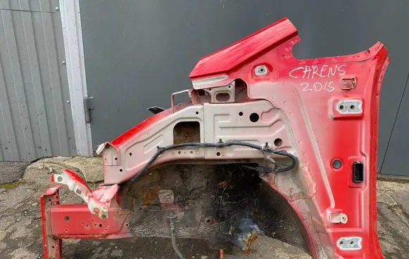 Front quarter panel