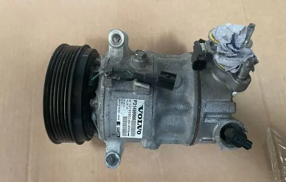 Volvo V40 Air conditioning (A/C) compressor (pump) P31469966