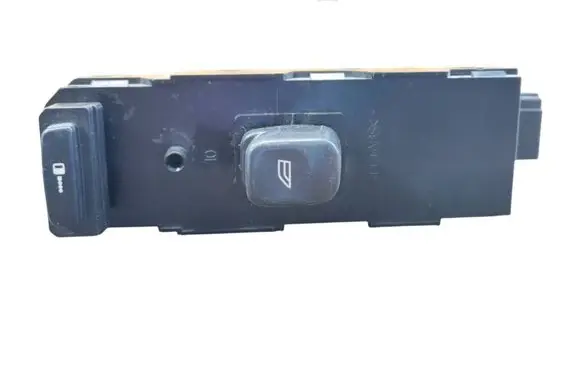 Volvo V70 Electric window control switch 30732817