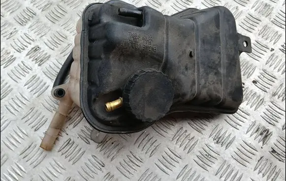 Cadillac DeVille Coolant expansion tank/reservoir 603122WT7