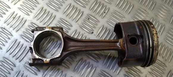 Audi A4 S4 B5 8D Piston with connecting rod 0278