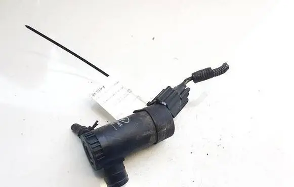 Ford Mondeo MK IV Windscreen/windshield washer pump 93BB17K624AA