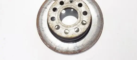 Volkswagen Golf V Rear brake disc neventiliuojamas
