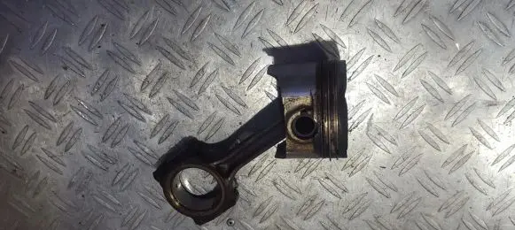 Piston