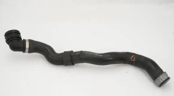 Mercedes-Benz S W222 Engine coolant pipe/hose A2225014791