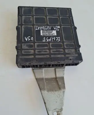 Mitsubishi Eclipse Engine control unit/module MR420682 E2T76477