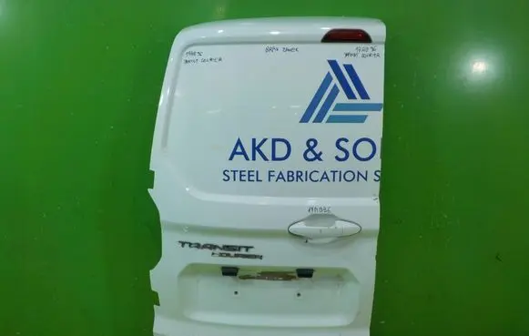Ford Transit Courier Rear door LEWE