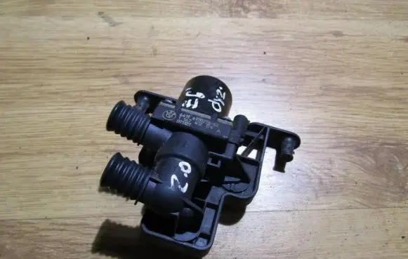 Coolant heater control valve