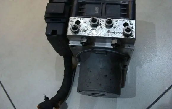 Audi A6 S6 C7 4G ABS Pump 4G0907379 00530066