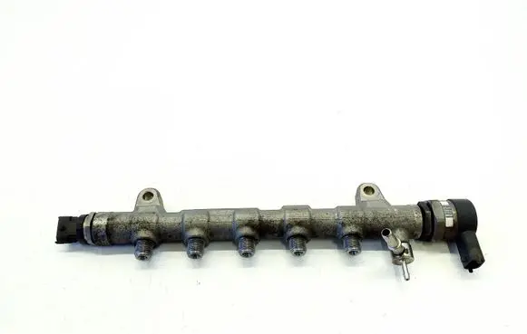 Fuel main line pipe