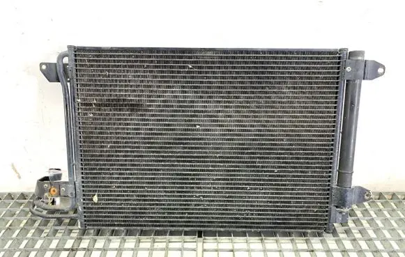 Audi A3 S3 8P Coolant radiator 1K0820411G