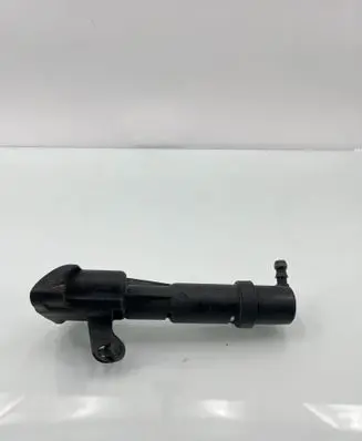 Volvo XC90 Headlight washer spray nozzle 