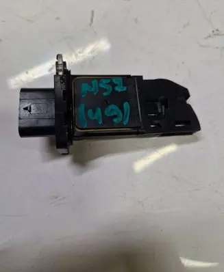 BMW 5 F10 F11 Mass air flow meter 7804150