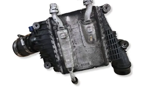 Jaguar XE Intercooler radiator GX736K775AB