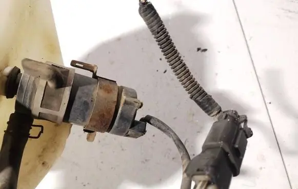 Honda Civic Headlight washer pump 
