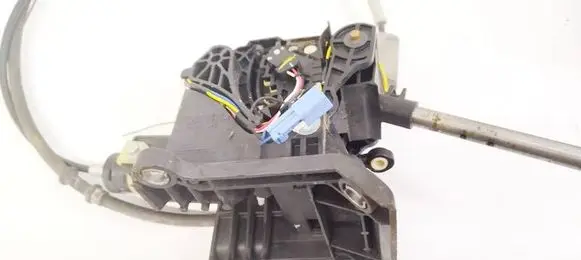 Ford C-MAX II Gear shifter/selector DJ5P7K004F