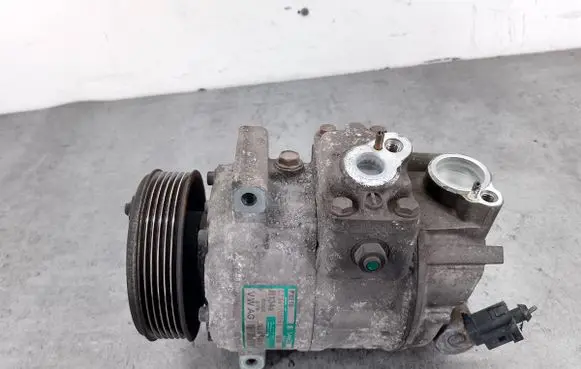 Volkswagen Golf Plus Air conditioning (A/C) compressor (pump) 1K0820803Q