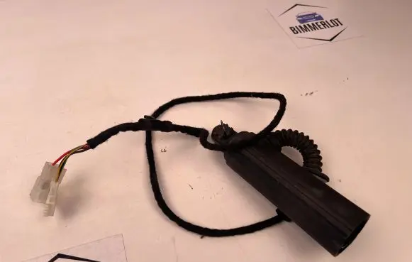 BMW X5 E70 Tailgate strut 7286116