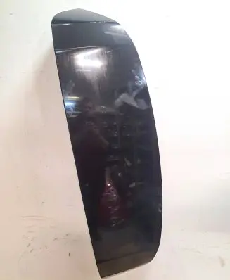 Tailgate/trunk spoiler