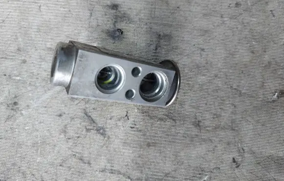 Ford S-MAX Air conditioning (A/C) expansion valve 9G9119849AA 324361