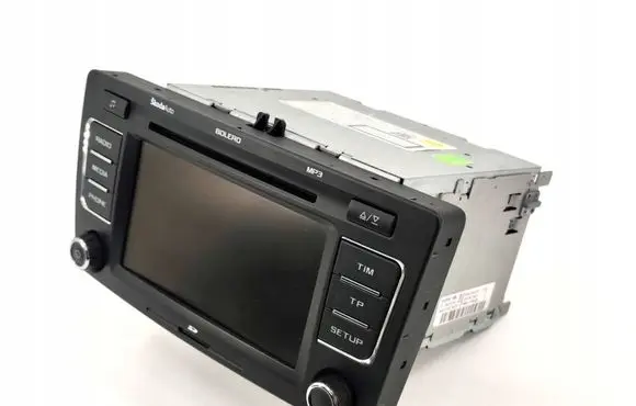Skoda Octavia Mk2 (1Z) Radio/CD/DVD/GPS head unit 1Z0035156F