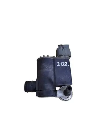 Hyundai i30 Windscreen/windshield washer pump 985102L100
