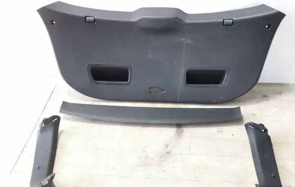 Hyundai ix20 Tailgate/boot cover trim set 817311K000 817411K000 817601K000