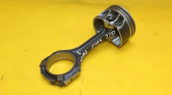 Mercedes-Benz GLC X253 C253 Piston with connecting rod 88L111