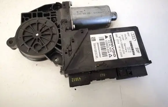 Audi A4 S4 B7 8E 8H Front door window regulator motor 8E2959802F
