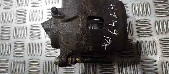 Toyota RAV 4 (XA20) Front brake caliper fsx18b